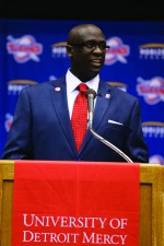 Bacari's Back