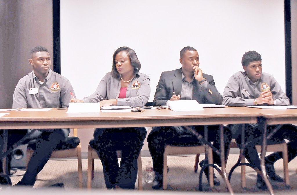 KEION HAYES/The Gramblinite Student Government Association officials listen to concerns from GSU students.