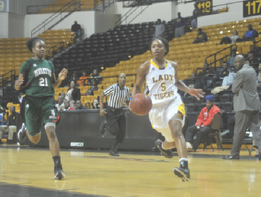 Women’s basketball team on two-game winning streak